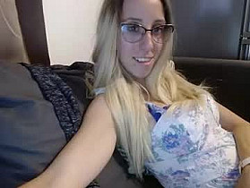 barelylegalblondy Cam