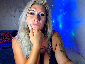 LilithGreen Cam