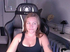hollyBB Cam