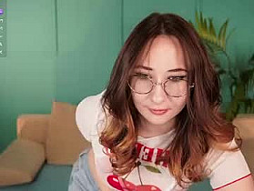 vika_cherry Cam