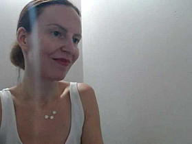 AnnaDear Cam