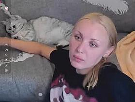 lushcherry Cam