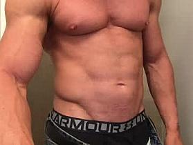 bigmuscledick1 Cam
