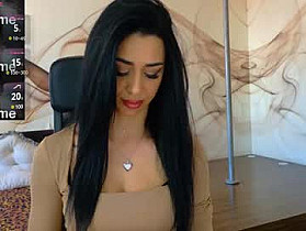 naomiscarlett Cam