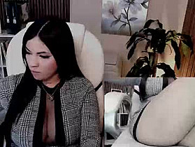 naugthyelli Cam