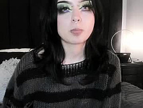 adeelinee Cam