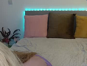 nicolelinharts Cam