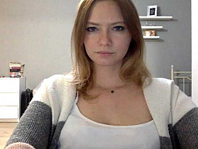 kissMillie Cam