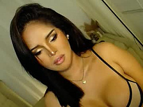 lucy_heartfiliaxxx Cam