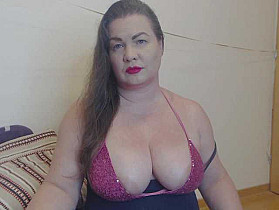 Lady-Adrianna Cam