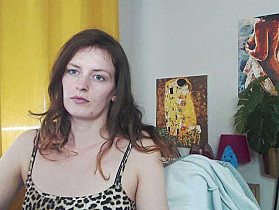 NadineGold Cam