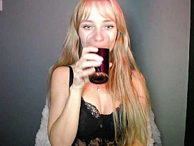 LuciaLovely Cam
