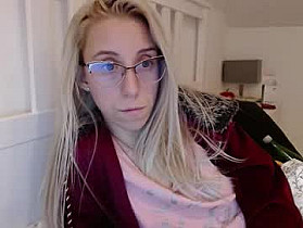 barelylegalblondy Cam