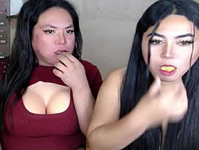 hotasian_mama Cam