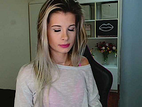 KristineNatural Cam