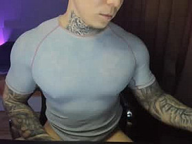 lewis_muscleee Cam