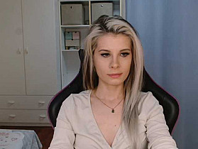 KristineNatural Cam