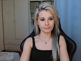 KristineNatural Cam