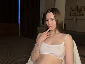 tinascarlet Cam