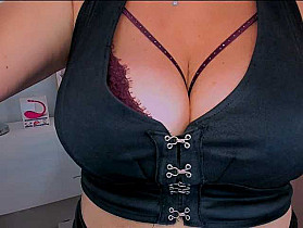 KellyMature Cam