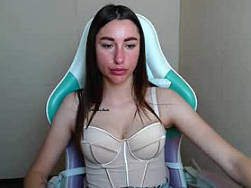 cammila_horn Cam