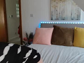 nicolelinharts Cam