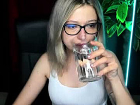 heidi_pleasure Cam