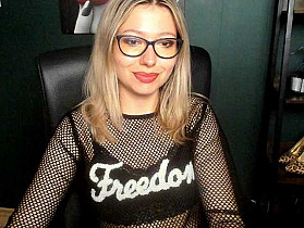 xxHeidiLove Cam