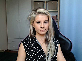 KristineNatural Cam