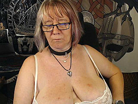 90dTitten Cam