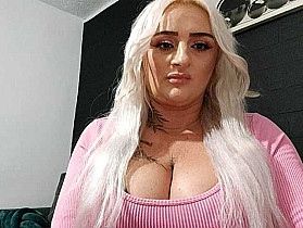 AnastasiaBlond Cam